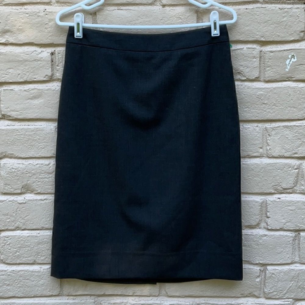 Takeโ50%โOFF-โRegenerationย FreshโApproachโByโCINTASโโWomen'sโBlackโSkirt,โSize-4